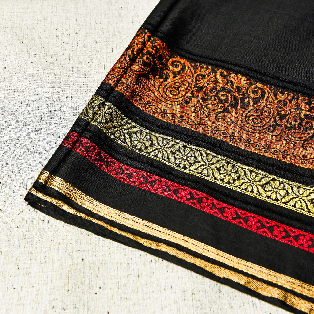 Double Border Tarkashi Wool Shawl